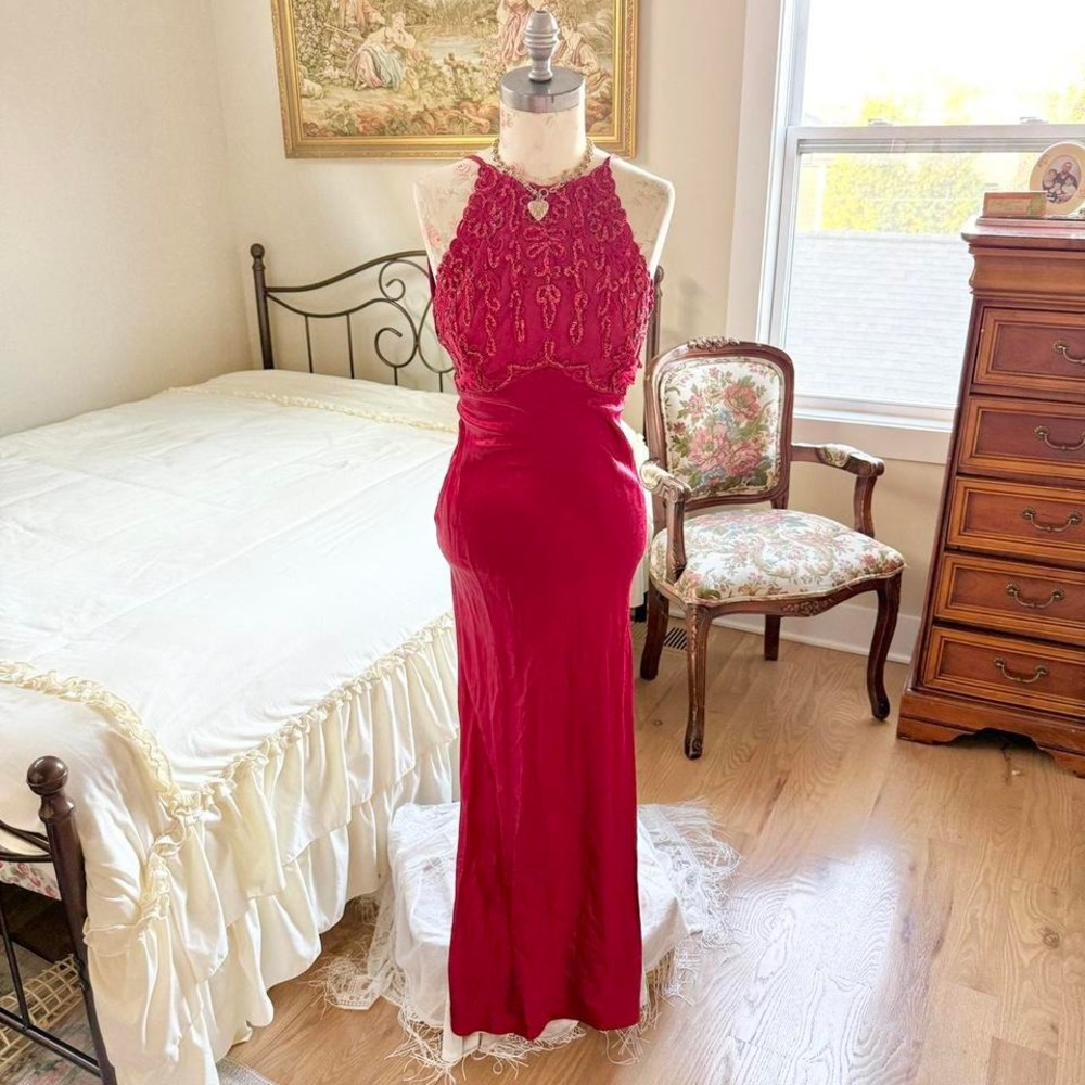 90s bari j size 9 fits‎ like an xs red halter dress